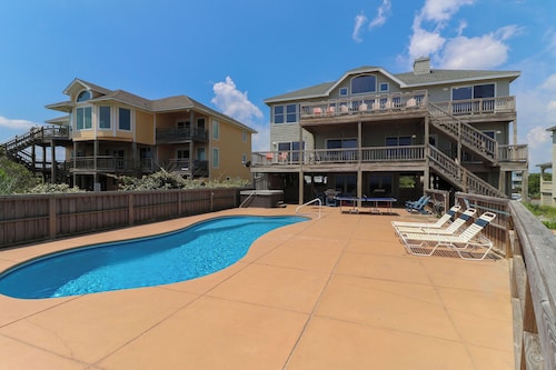 Inviting, Oceanfront, Views Galore, Pets, C5059