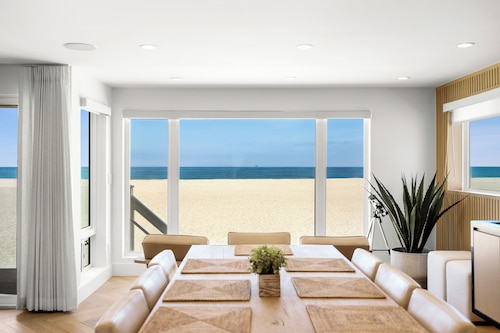 817O - Oceanfront Pura Vida