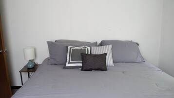 3 bedrooms, free WiFi, bed sheets