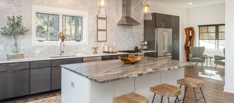 Long Range Mtn Views Next to Jump Off Rock! Ultra Modern, Very Unique Open Floor