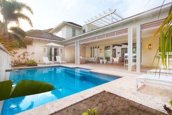 Alberca al aire libre 