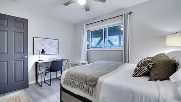 4 bedrooms, desk, iron/ironing board, travel cot