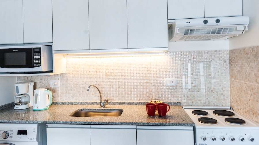 Gente del Sur - Lugones