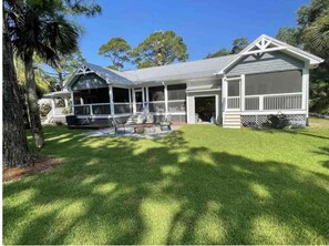 Exterior - Pet friendly, golf cart included - "The Bailey-Wick”, 294 Tarpon Drive (Fripp Island)