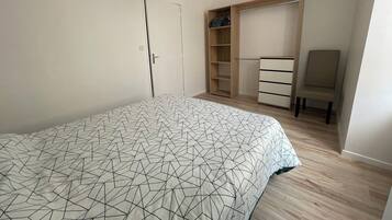 1 bedroom, soundproofing, iron/ironing board, WiFi