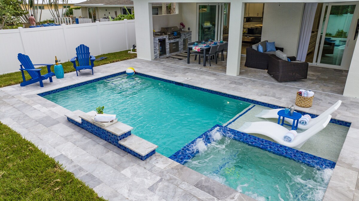 Photo 2 of Great location! 4 Bedroom Coastal Home with Pool and Outdoor Living Space