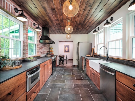 Fridge, microwave, oven, stovetop. Luxuriously Restored Farm Cabin