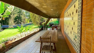 Chalet | Outdoor dining