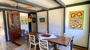 Chalet | Dining