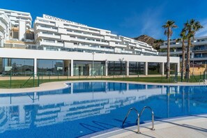 Indoor pool - Pink Sea • 2 Bedroom • Pool • Camporrosso Village (Finestrat)