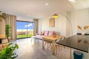 TV - Pink Sea • 2 Bedroom • Pool • Camporrosso Village (Finestrat)
