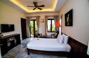 Room - Connecting room in Upscale Orchid Riverside Oasis. (Thành phố Hội An)