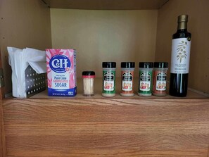 Food and drink - MistyGlen Hideaway, a private park setting Nestled near Olympic National Park. (Sequim)