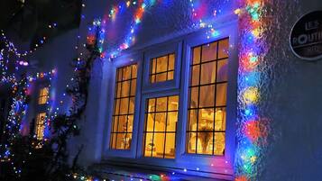 Suite, Ensuite, Garden View (Family blue) | Property entrance