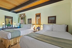 4 chambres, fer et planche à repasser, Wi-Fi, draps fournis
