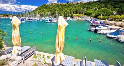 Ferienwohnung mit Terrasse und Klimaanlage
