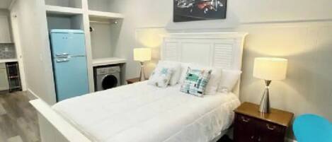 1 bedroom, WiFi, bed sheets