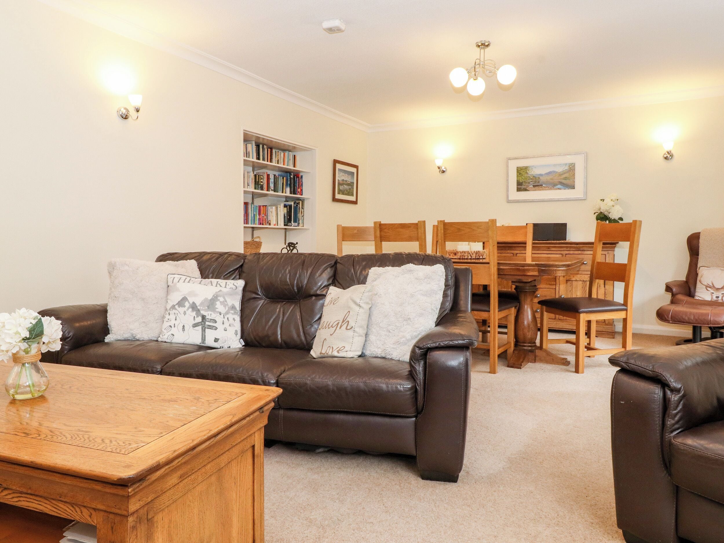Cottage | Interior