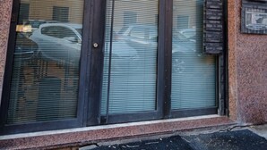 施設の正面