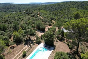 Pool - Chalet Dans Plusieurs Hectares de Nature Avec Piscine Privée (Barjols)