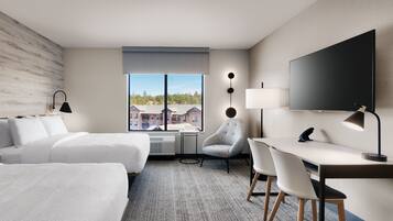 Escritorio y espacio para trabajar con laptop