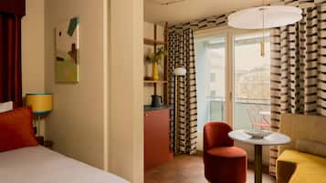Locke Room with Balcony | In-room safe, desk, laptop workspace, blackout drapes