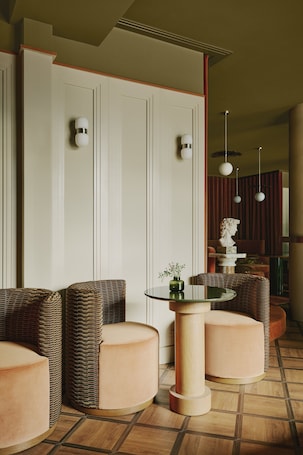 Breakfast, lunch, dinner served; French cuisine