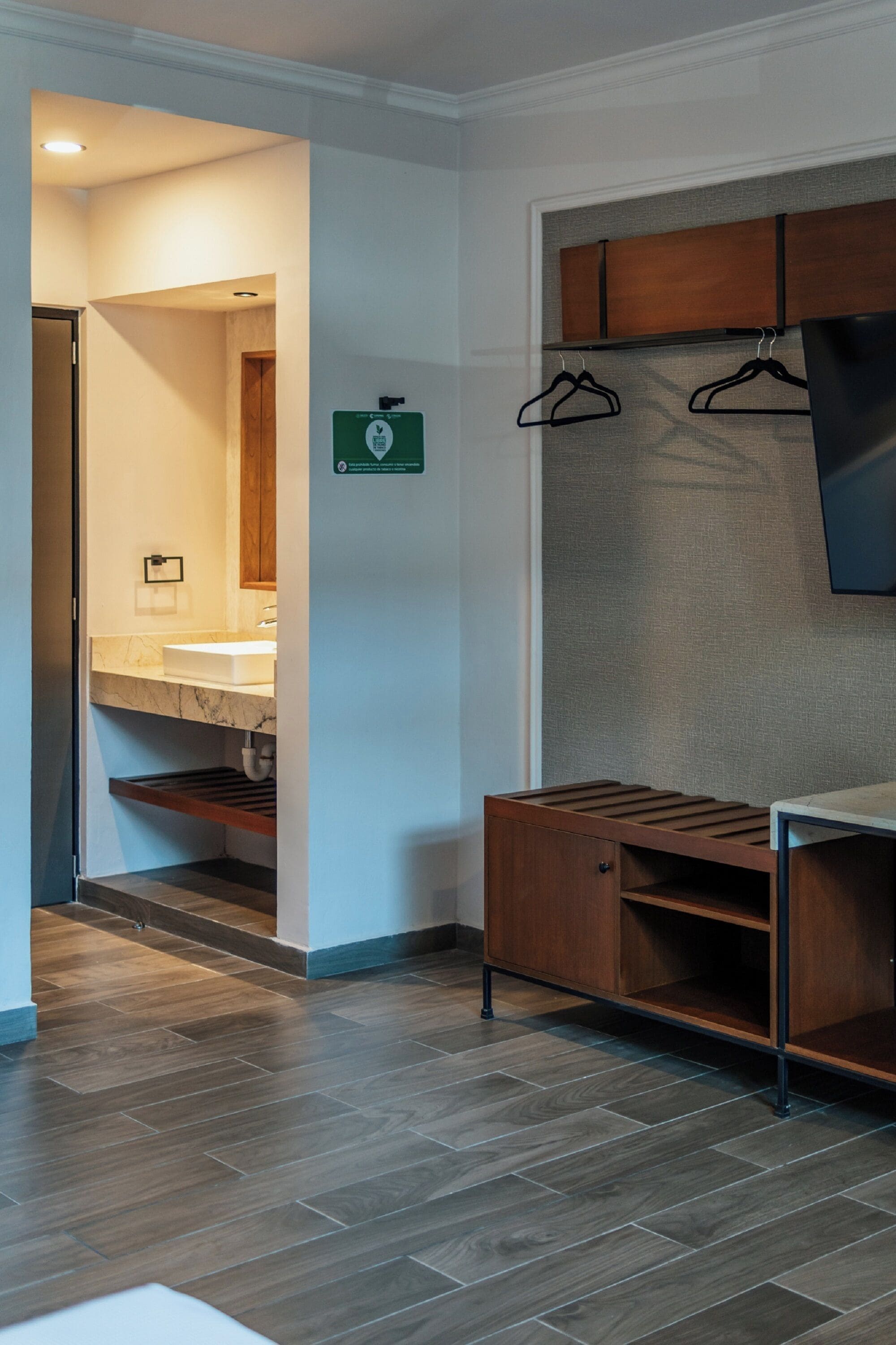 Photo - Hotel MID Project