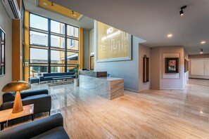 Reception - Hotel MID Project (Mérida)