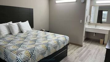 Free WiFi, bed sheets