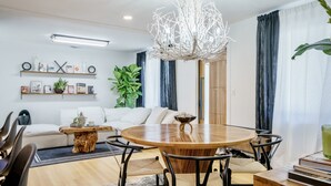 Unclassified image, 2 of 24, button - Smart Home, close to Airport & Beach etc. (Hollywood)