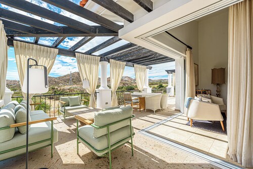 Dunes Club member use, concierge,6 seater golf cart. Owner operated. Private.