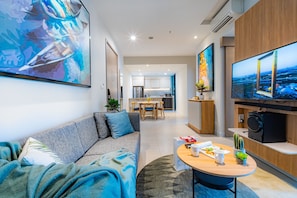 Deluxe Apartment | Living area