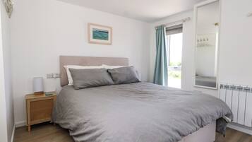 Casa de campo | 1 habitación, decoración personalizada y muebles diferentes