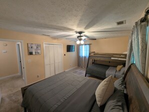 4 Schlafzimmer, kostenloses WLAN, Bettwäsche