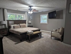 4 bedrooms, free WiFi, bed sheets