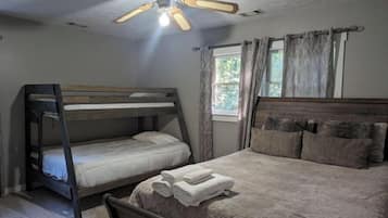 4 Schlafzimmer, kostenloses WLAN, Bettwäsche