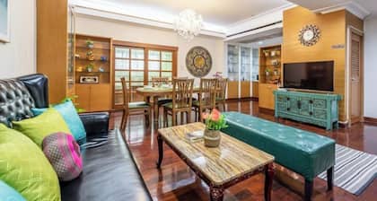 COZY/ 5Beds/ CITY CENTER/ Nana BTS/ Siam/ Central World