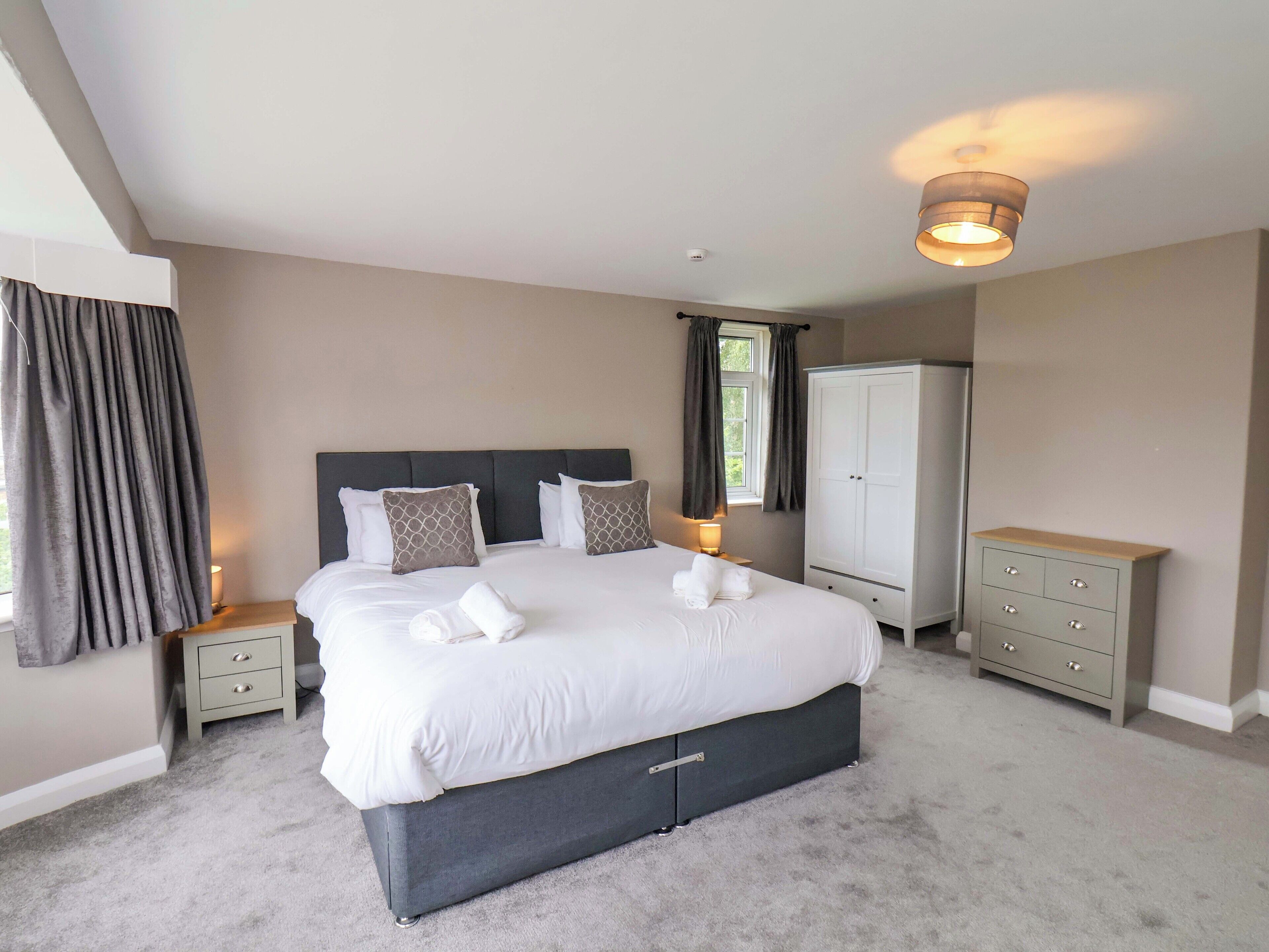 Cottage | 13 bedrooms, individually decorated, individually furnished, free WiFi