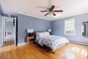 3 habitaciones, tabla de planchar con plancha y wifi 