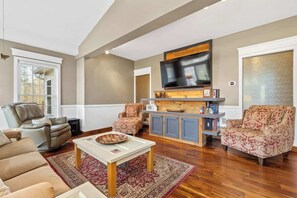 Téléviseur connecté, jeux vidéo, chaîne audio, bureau