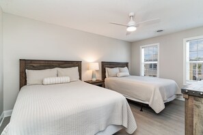 4 dormitoris, wifi gratuïta i roba de llit 