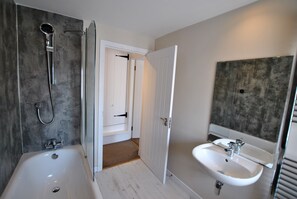 Towels - The Cottage by the Harbour, St Monans (Saint Monans)