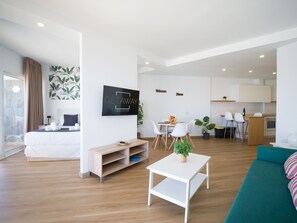 Iron/ironing board, travel cot, free WiFi, bed sheets - Golden Views By CanariasGetaway (Las Palmas de Gran Canaria)