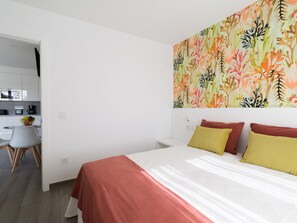 1 makuuhuone, silitysrauta/-lauta, ilmainen Wi-Fi, vuodevaatteet