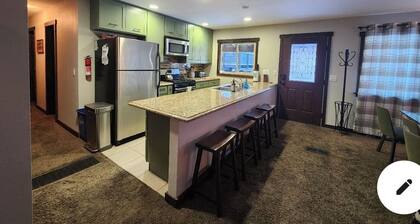 Big Bear Mountain Fairway Hideaway