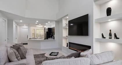 Ultimate Escape: Luxurious Haven for Unforgettable Memories