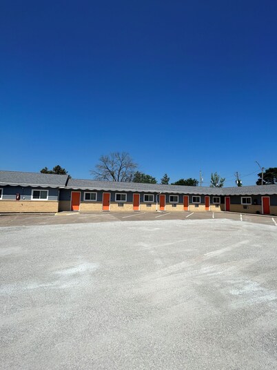 Royal Rest Motel 