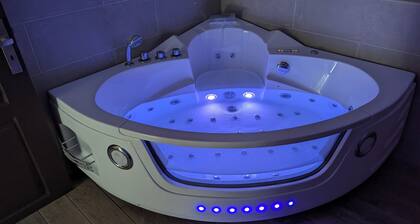 Gîte Atypique Avec Services Tout Inclus, à L'orée D'une Forêt Privée