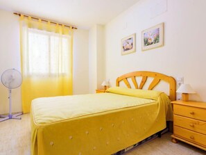 2 chambres, bureau, accès à Internet
